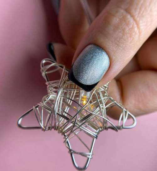 Nouvel An français 2026 : manucure à la rencontre de l'Année du Tigre d'Eau