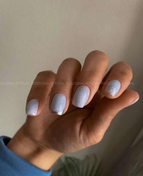 Nouvel An français 2026 : manucure à la rencontre de l'Année du Tigre d'Eau