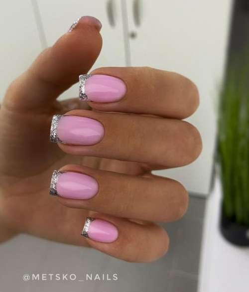 Nouvel An français 2026 : manucure à la rencontre de l'Année du Tigre d'Eau