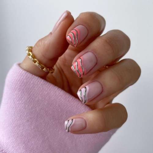 Manucure du Nouvel An 2026: design élégant, couleurs, idées sur la photo