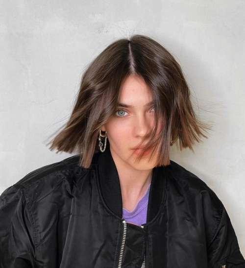 Coupe de cheveux Bob pour cheveux courts: tendances en 2026, types, photos