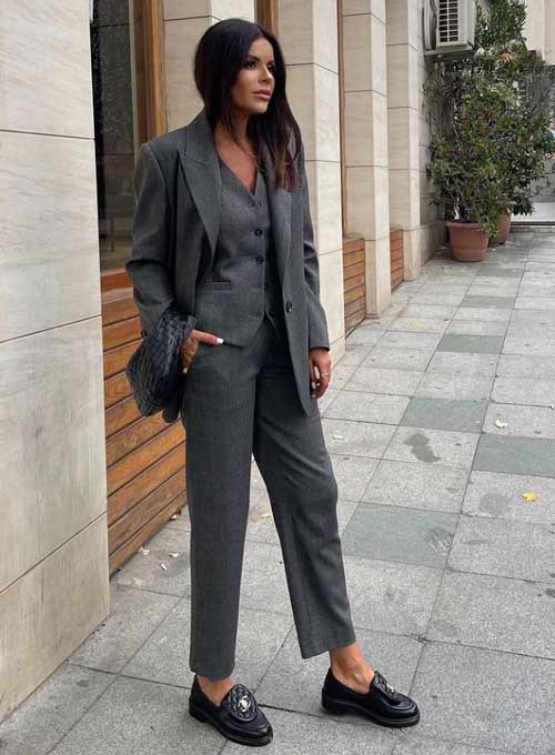 Costumes à la mode avec un gilet