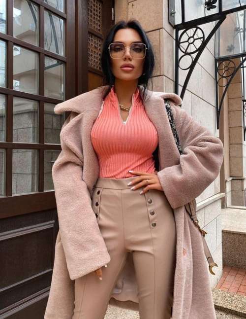 Manteau éco-fourrure 2026 : tendances, couleurs, mannequins, photos